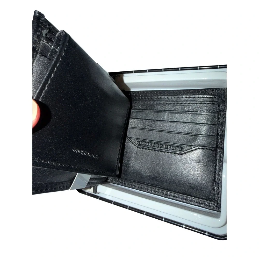 Geoffrey Beene Mens Black Genuine Leather Passcase Billfold Wallet with Gift Tin